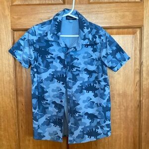 Never worn boys collared dress shirt size 6 with dinosaurs